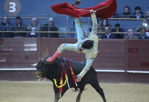 Perera sufrió una dura voltereta