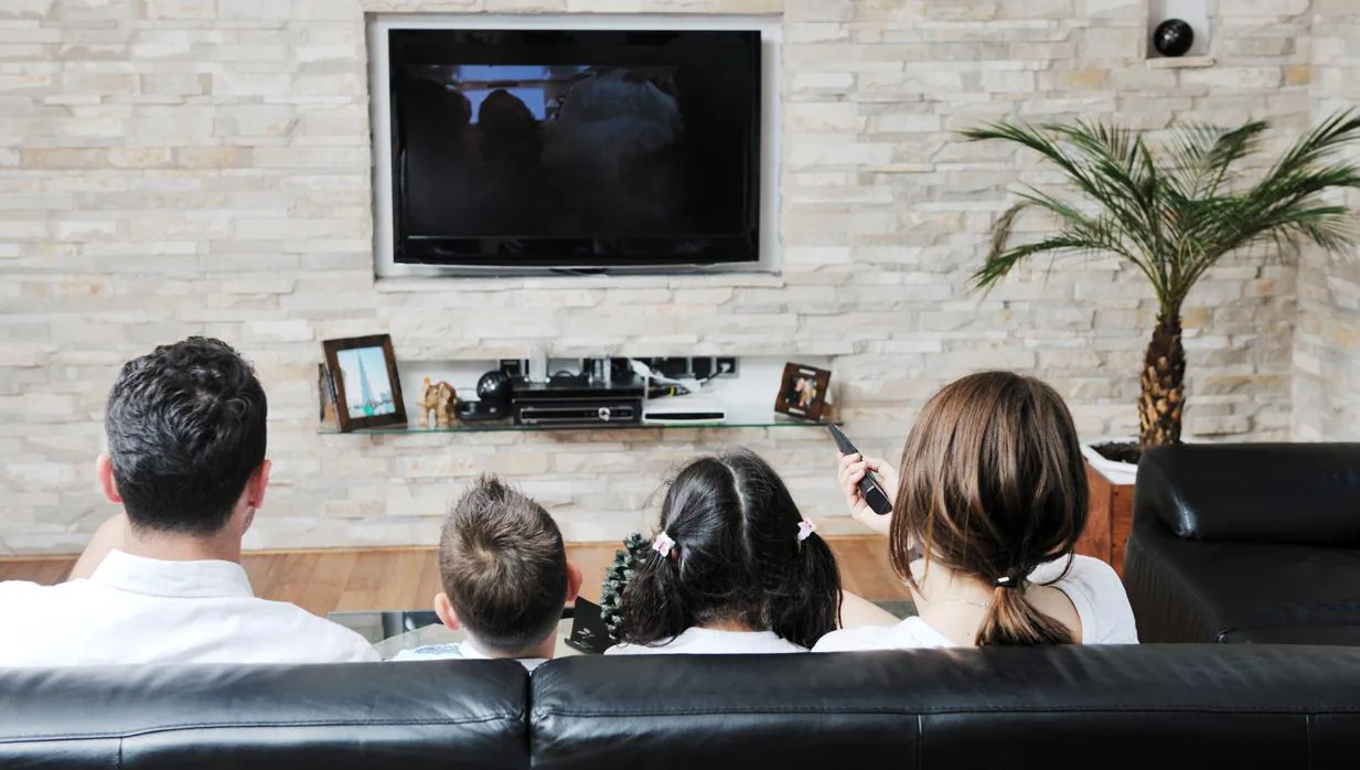 La mayor parte del dinero que gastan los hogares a cultura va destinado a cuotas de plataformas de TV