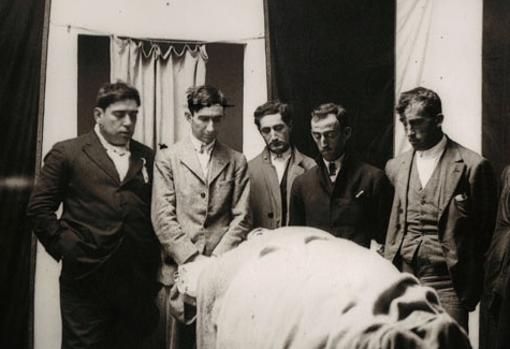 Belenguer y la cuadrilla velan a Joselito