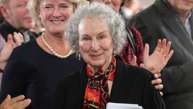 El feminismo de Margaret Atwood, puesto en tela de juicio