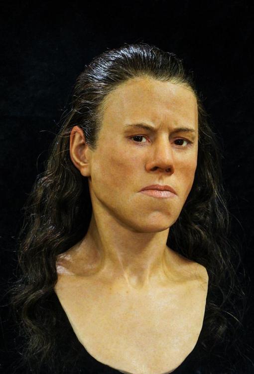 Hace 9.000 años que nadie veía el rostro de esta muchacha de Tesalia