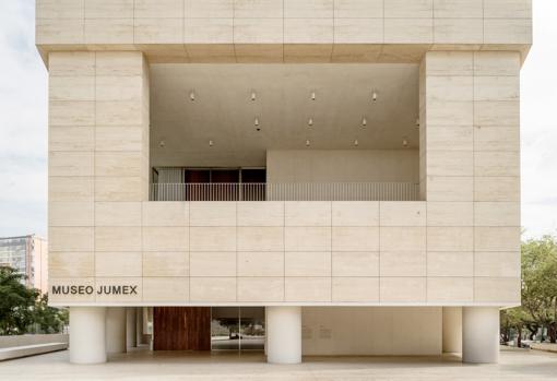 Fachada del Museo Jumex en Ciudad de México