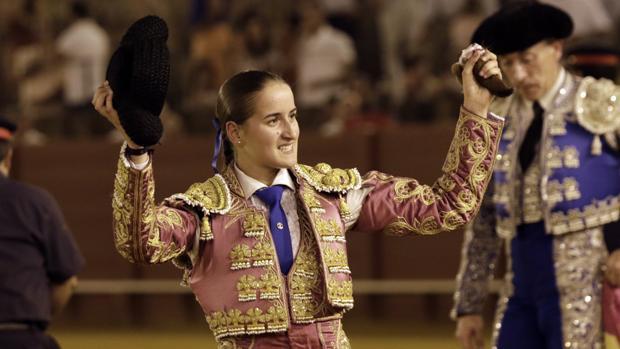 «La mujer en la tauromaquia» abre las actividades del XXV aniversario de la Tertulia Taurina Universitaria