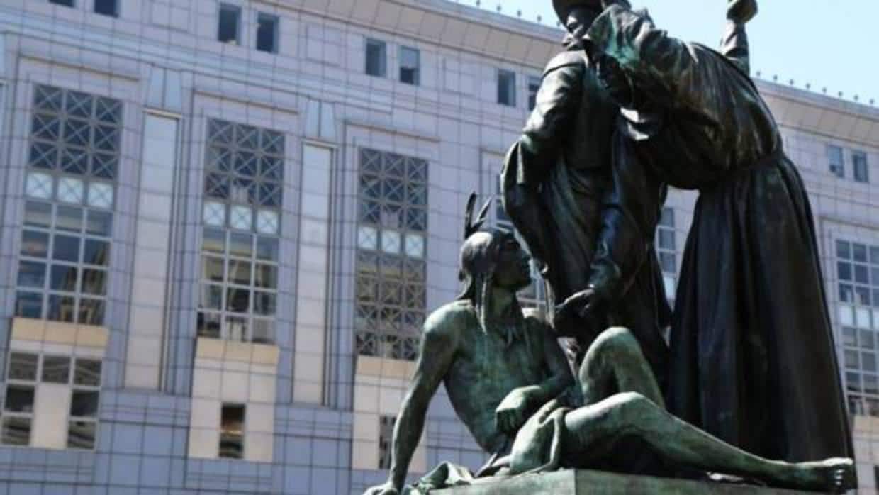 La estatua «Early Days» retirada en San Francisco por racista