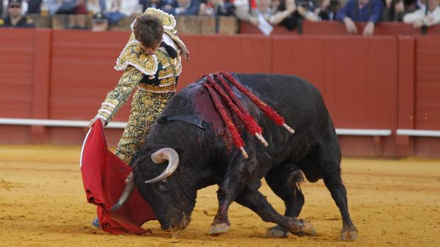 El Juli indulta al quinto tras una faena colosal