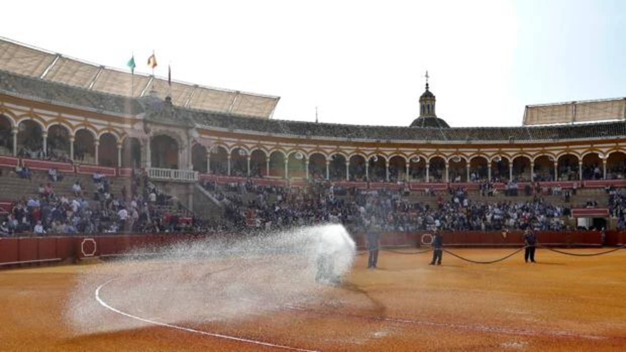 La Plaza de Toros de Sevilla comienza este domingo con lad novilladas de abono