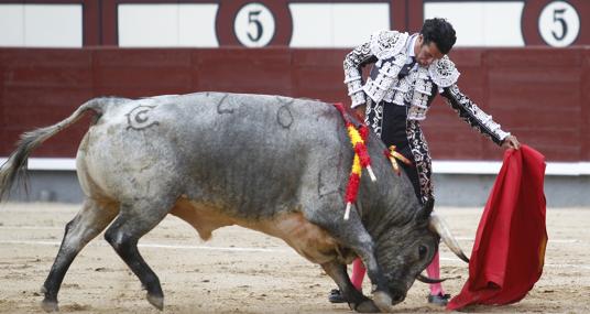 Morenito de Aranda, en un buen natural al tercero