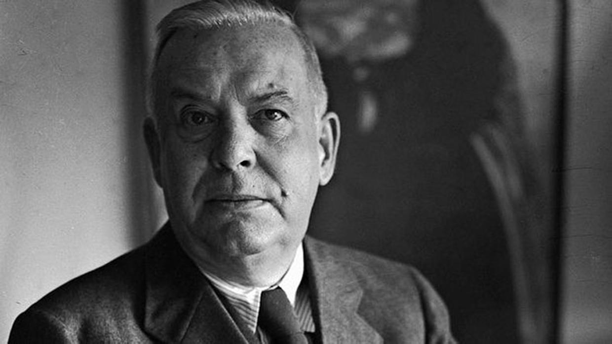 El poeta norteamericano Wallace Stevens (1879-1955)