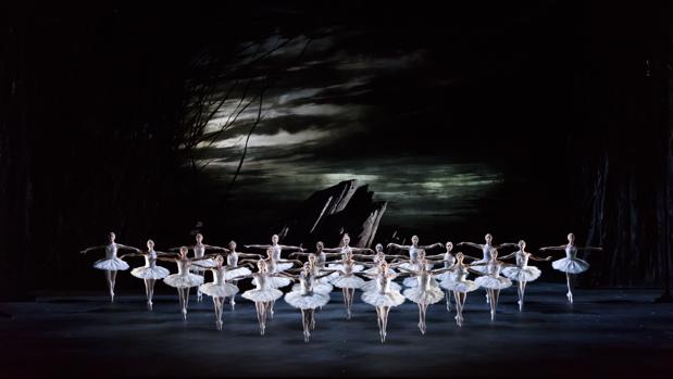 Un «Lago» muy británico y sin sorpresas