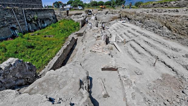 Aparece en Pompeya el callejón de los balcones