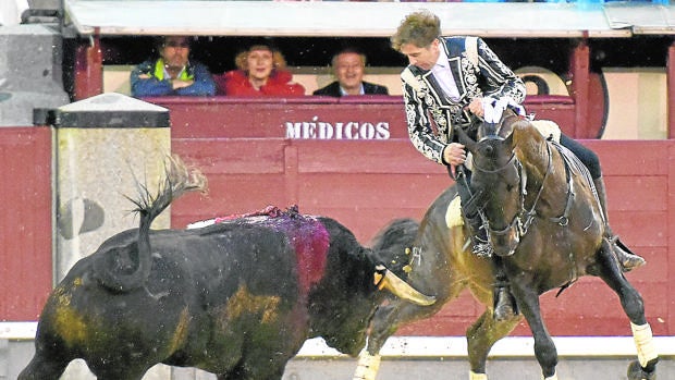 Triunfan los jinetes bajo el diluvio en San Isidro