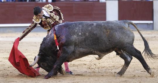 Derechazo de Emilio de Justo