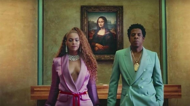 Beyoncé y Jay-Z, rapeando en el museo