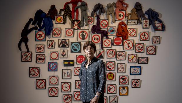 Annette Messager: «Los museos están felices de exponer a mujeres, pero no de comprarles obra»