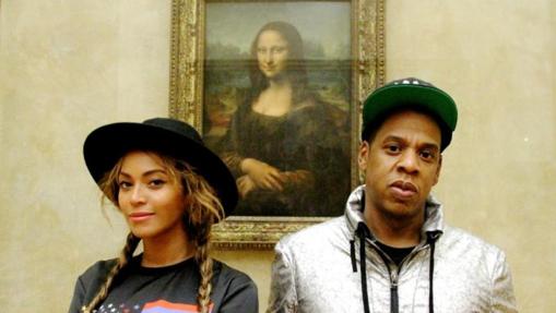 Jay-Z posa junto Beyoncé para el videoclip de su primer disco conjunto