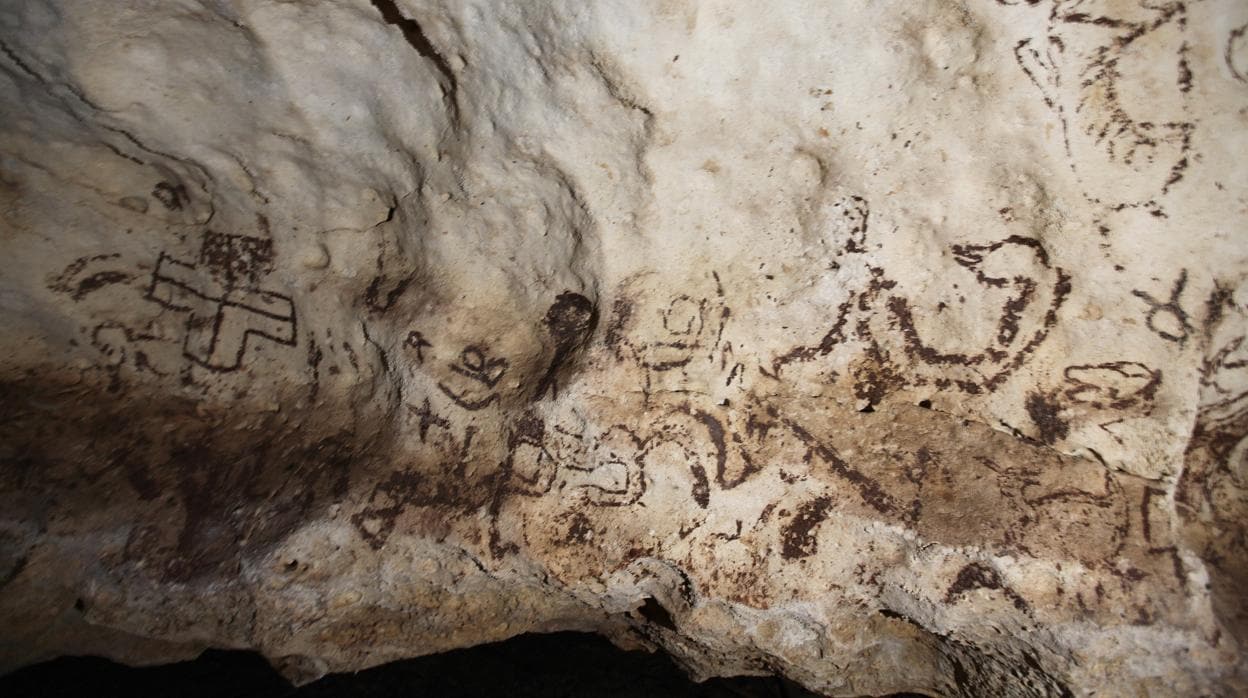 Descubren una cueva con un tesoro de pinturas rupestres en el sureste de México