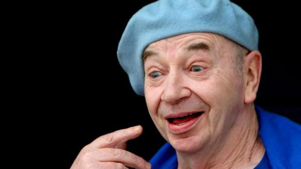 Muere Lindsay Kemp, director de David Bowie en «Ziggy Stardust»