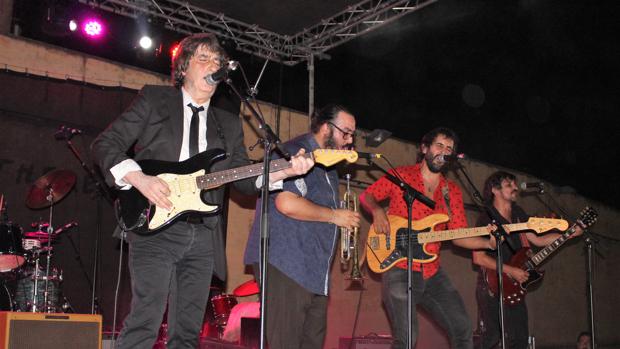 Sevilla recurre al rock de altos vuelos como antídoto a los rigores de la canícula