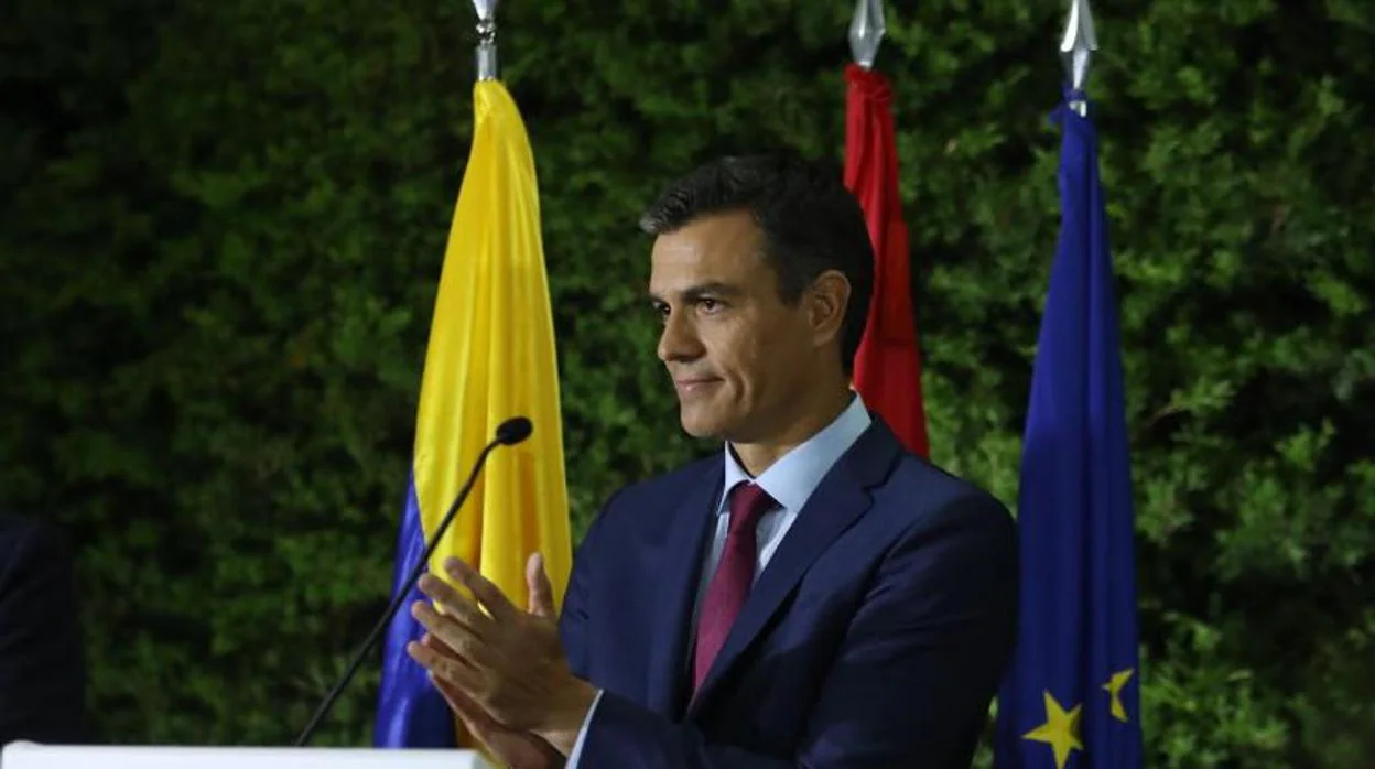 Pedro Sánchez durante su visita en Colombia