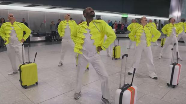 El ocurrente homenaje de Heathrow a Freddie Mercury que se ha hecho viral