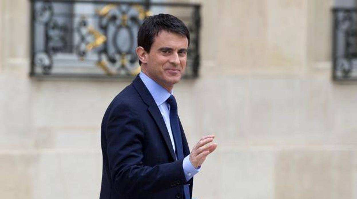 Manuel Valls, exprimer ministro francés, prologa el volumen