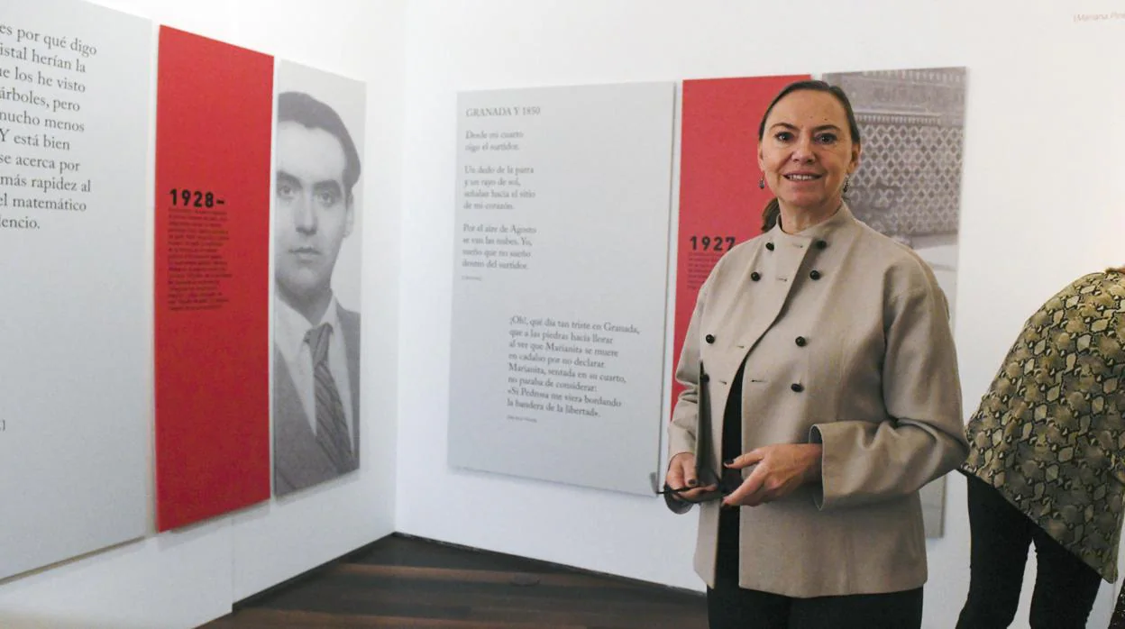 La sobrina del poeta nacido en Fuente Vaqueros, Laura García Lorca, durante la inauguración de la exposición