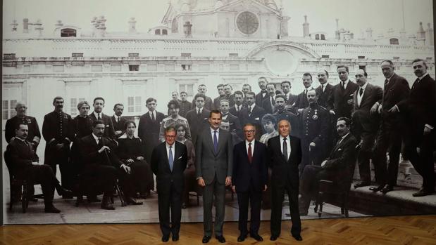 El Palacio Real muestra la labor humanitaria de Alfonso XIII