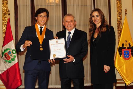 Andrés Roca Rey, Luis Castañeda e Ingrid Yribarren