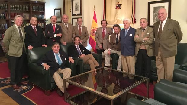 El Cid comparte inquietudes como invitado de la «Tertulia Manolo Vázquez» del Aero