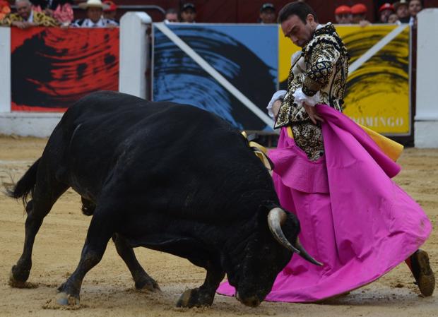 Enrique Ponce deja huella en su mejor faena en Bogotá