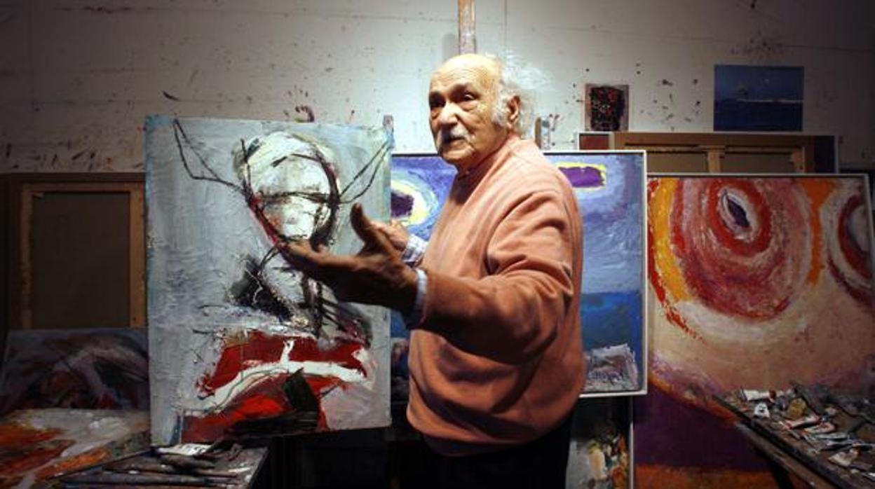 Jaume Muxart, fotografiado en su estudio en 2007