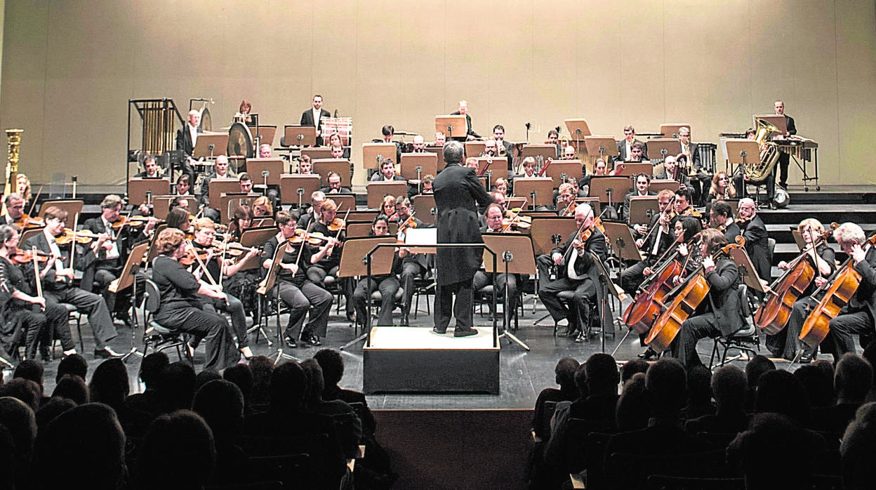 La ROSS durante un concierto en el Teatro de la Maestranza