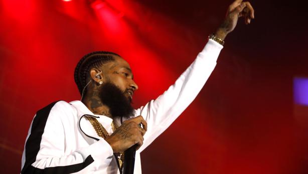 Una cámara de seguridad captó el tiroteo en el que murió Nipsey Hussle