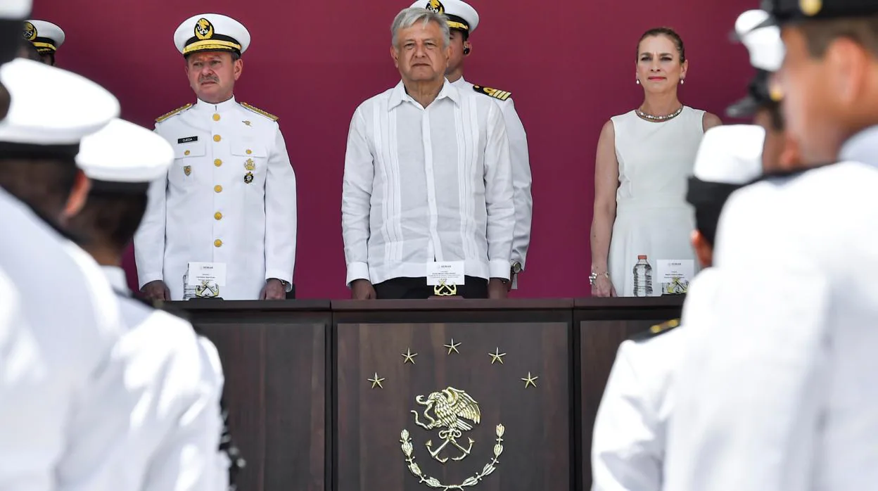 El presidente de México Andrés Manuel López Obrador, en las celebraciones del 105 aniversario de la defensa del puerto de Veracruz