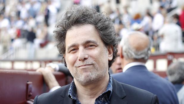 Calamaro desmiente en verso que vaya a votar a Vox