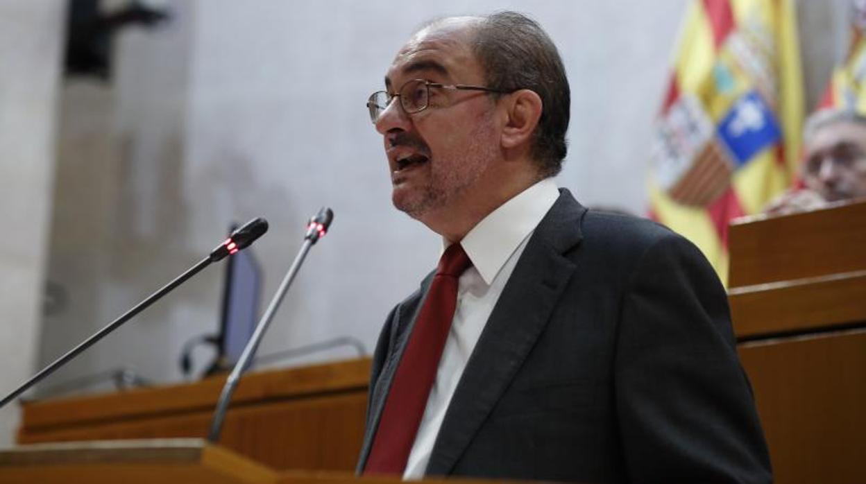 Javier Lambán durante su intervención en el debate anual de política general de las Cortes de Aragón en septiembre de 2018