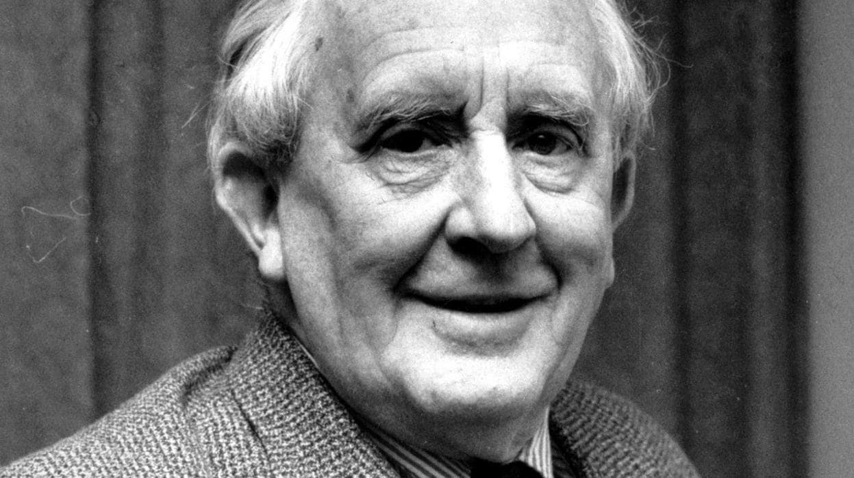 El escritor J. R. R. Tolkien
