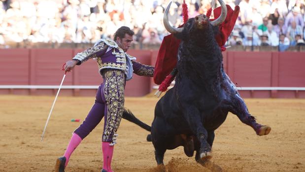 Feria de Sevilla: Tres toros de vuelta al ruedo