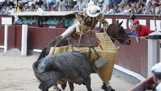 «Fogoso»: un gran tercio de varas