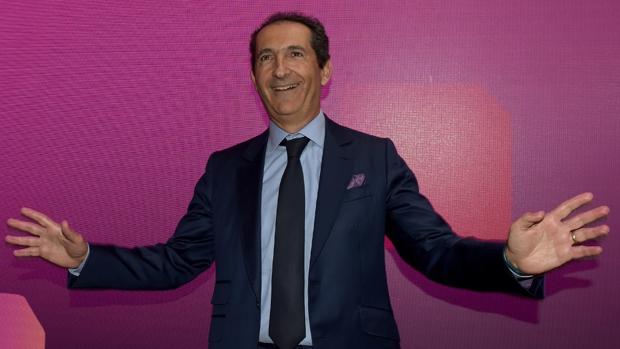 Quién es Patrick Drahi: de aparecer en los «papeles de Panamá» a comprar Sotheby's