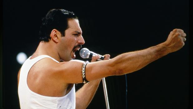 «Bajo presión»: la feroz discusión entre David Bowie y Freddie Mercury que separó a los dos divos