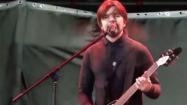 Juanes versiona a Metallica... y éstos se rinden a sus pies