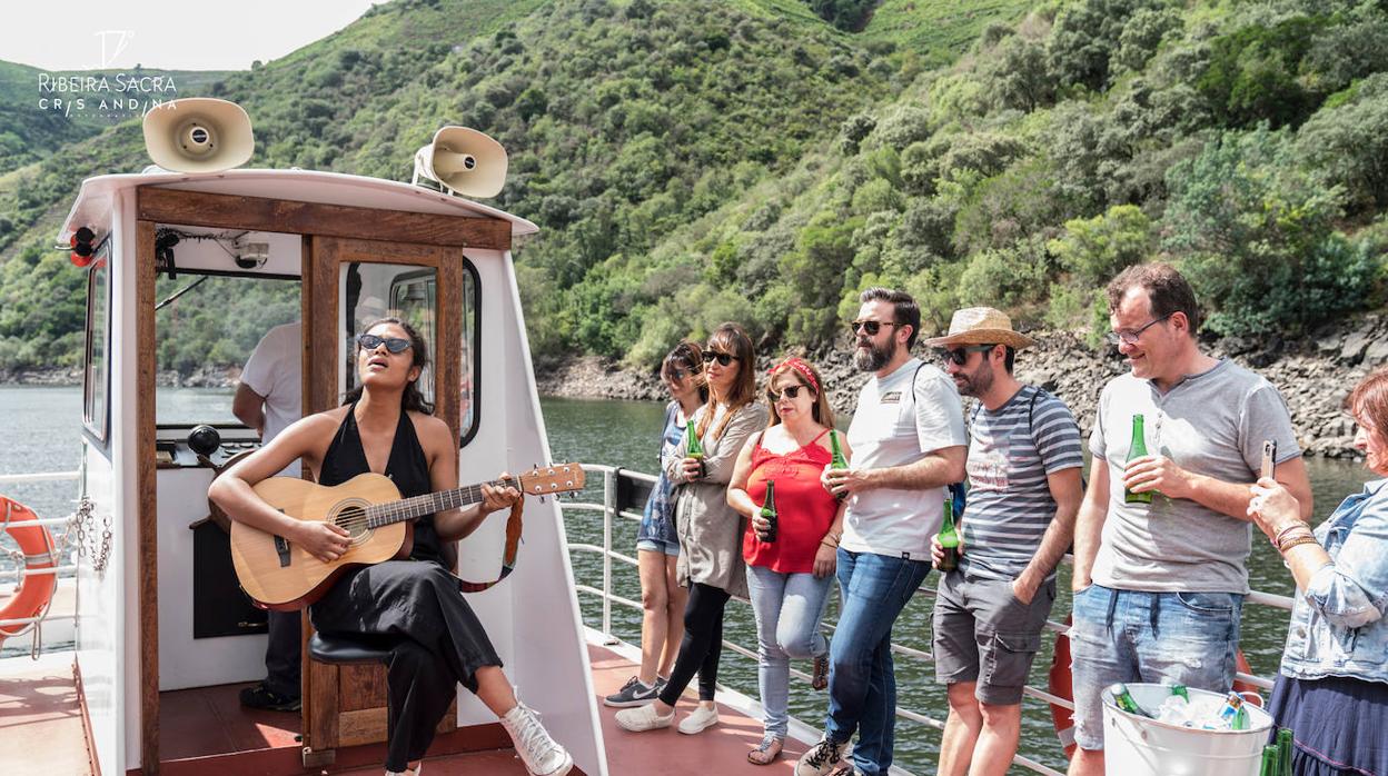 Vino, música y patrimonio en Ribeira Sacra, la rara avis de los festivales de música