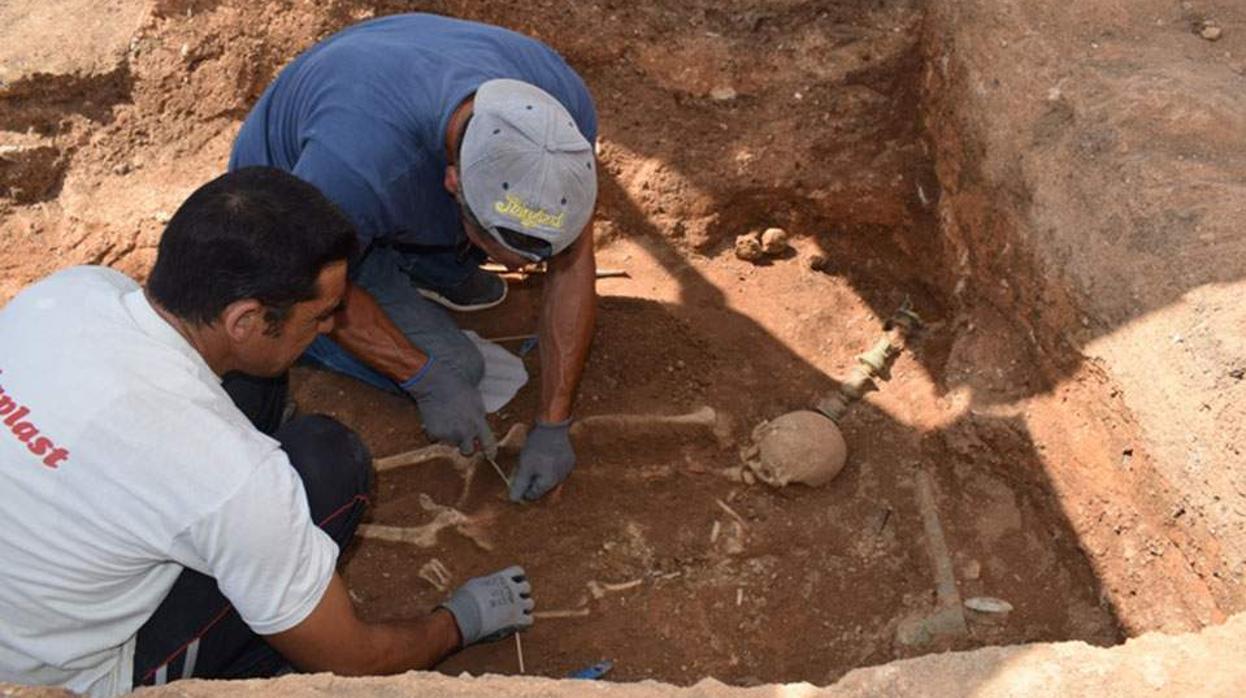 Detalle de la excavación en Mavropigi (Grecia)