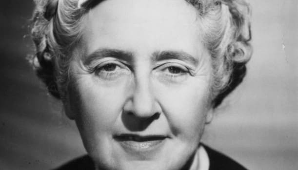 Agatha Christie, vivir sin mancharse las manos