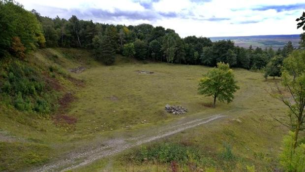 Excavan en la cantera del campo de concentración nazi de Buchenwald en busca de túneles ocultos