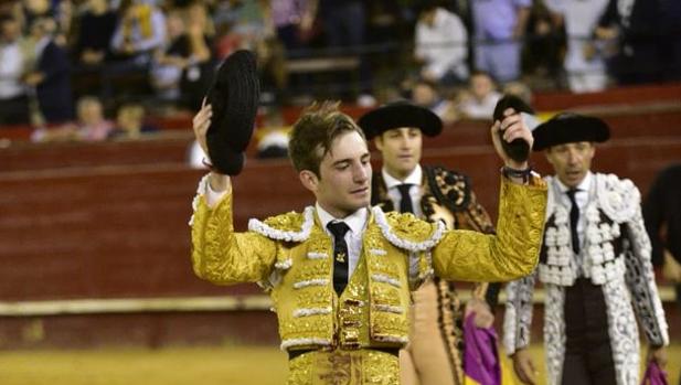 Oreja para Molina y Miguelito en Valencia