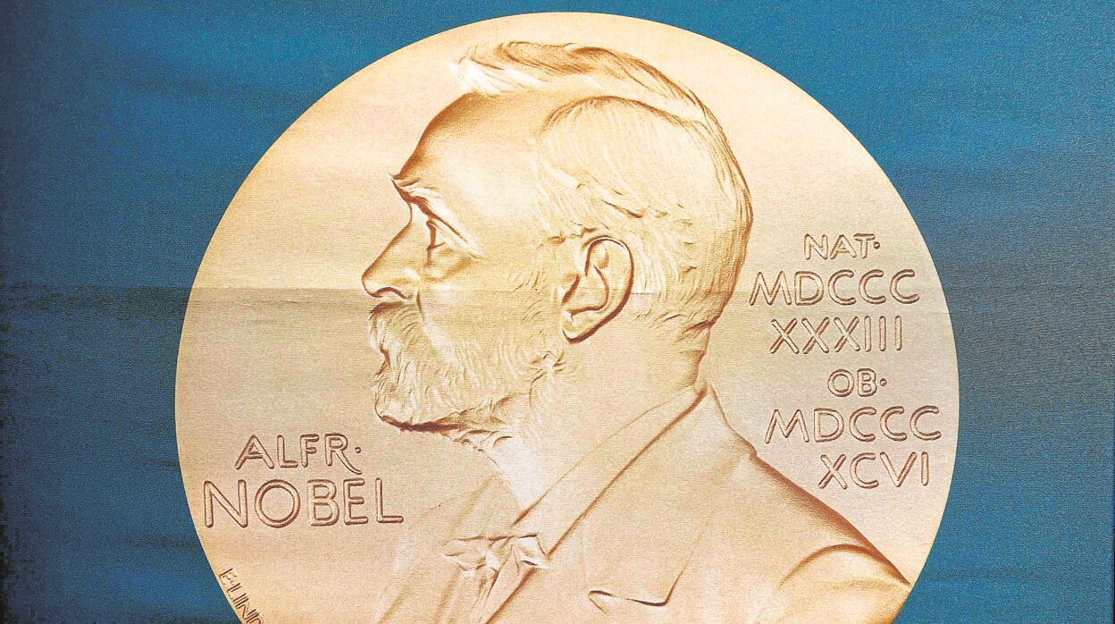 La Academia Sueca ha vivido este año una de las peores crisis desde que Alfred Nobel (arriba) creara los premios