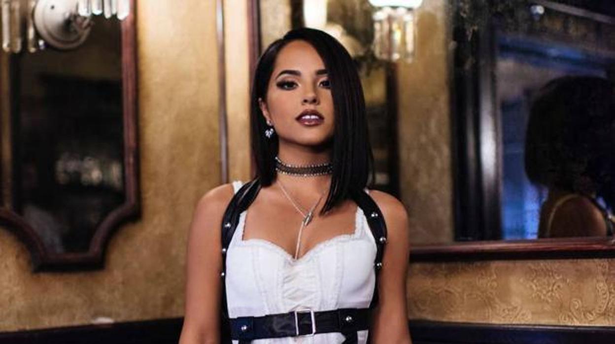 Posado de Becky G