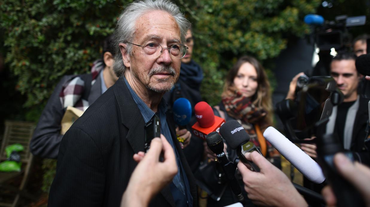 El premio Nobel 2019 Peter Handke no quiere hablar «nunca más» con la prensa